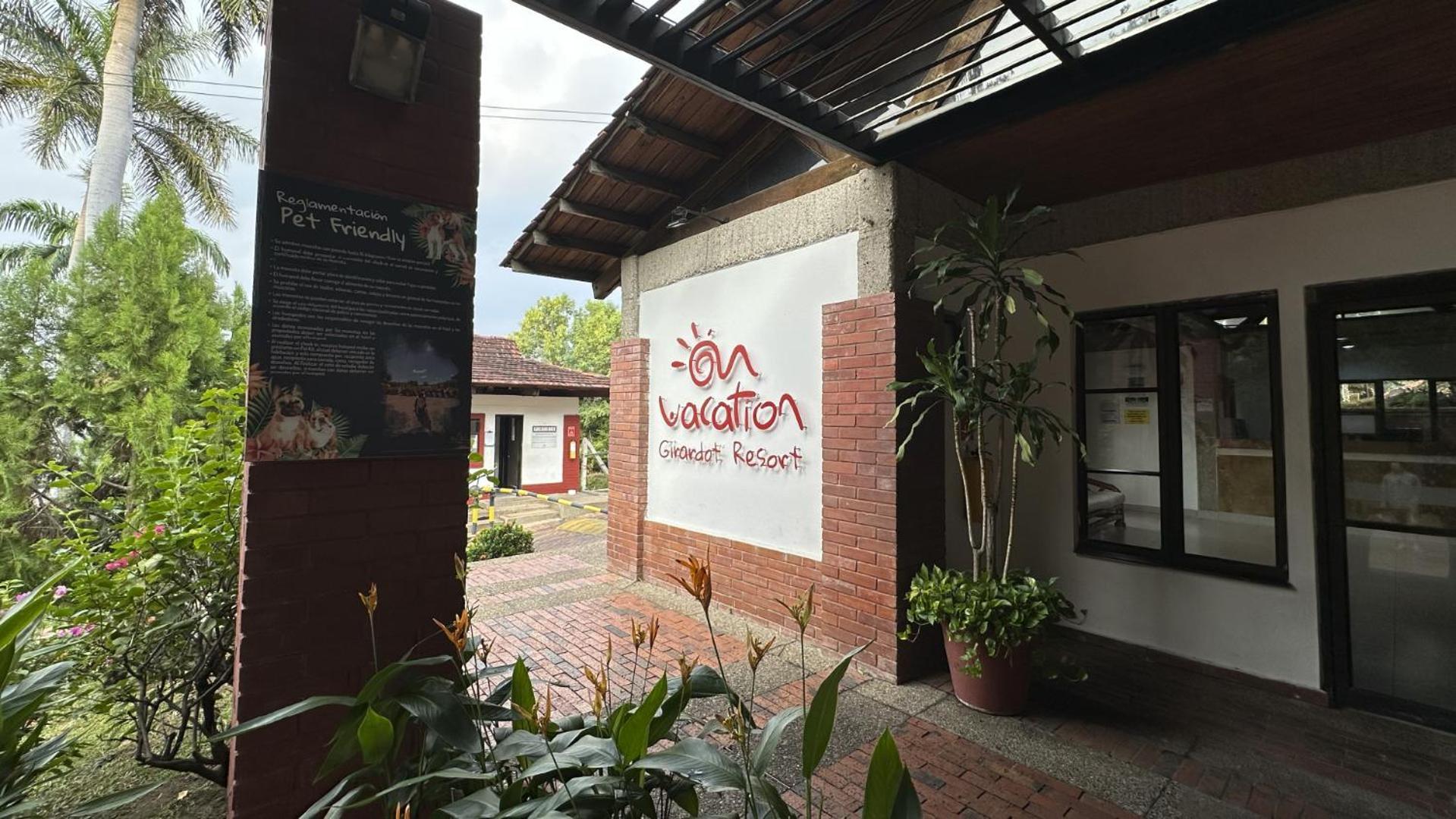 Hotel On Vacation 3*
