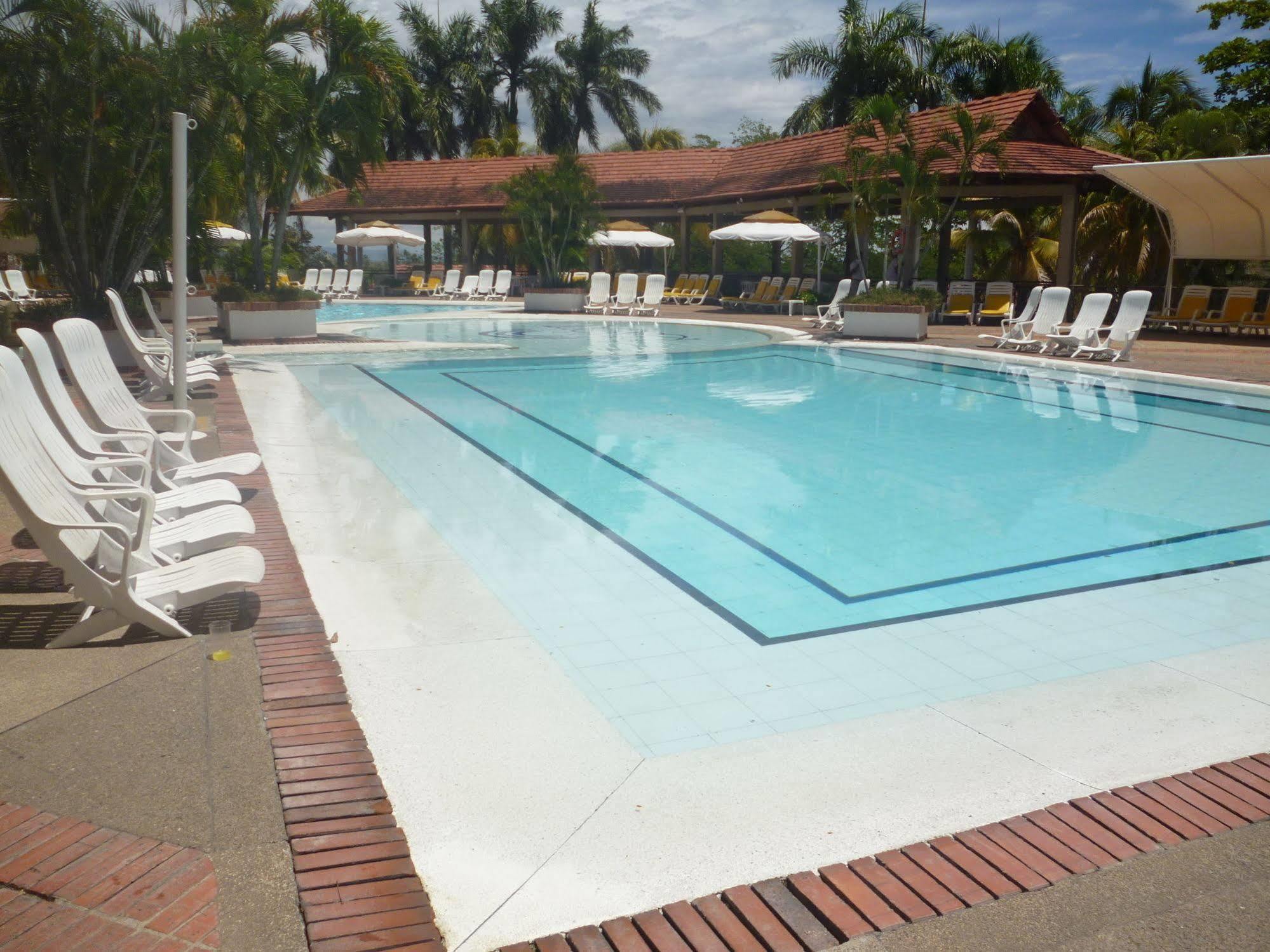 Hotel On Vacation 3*