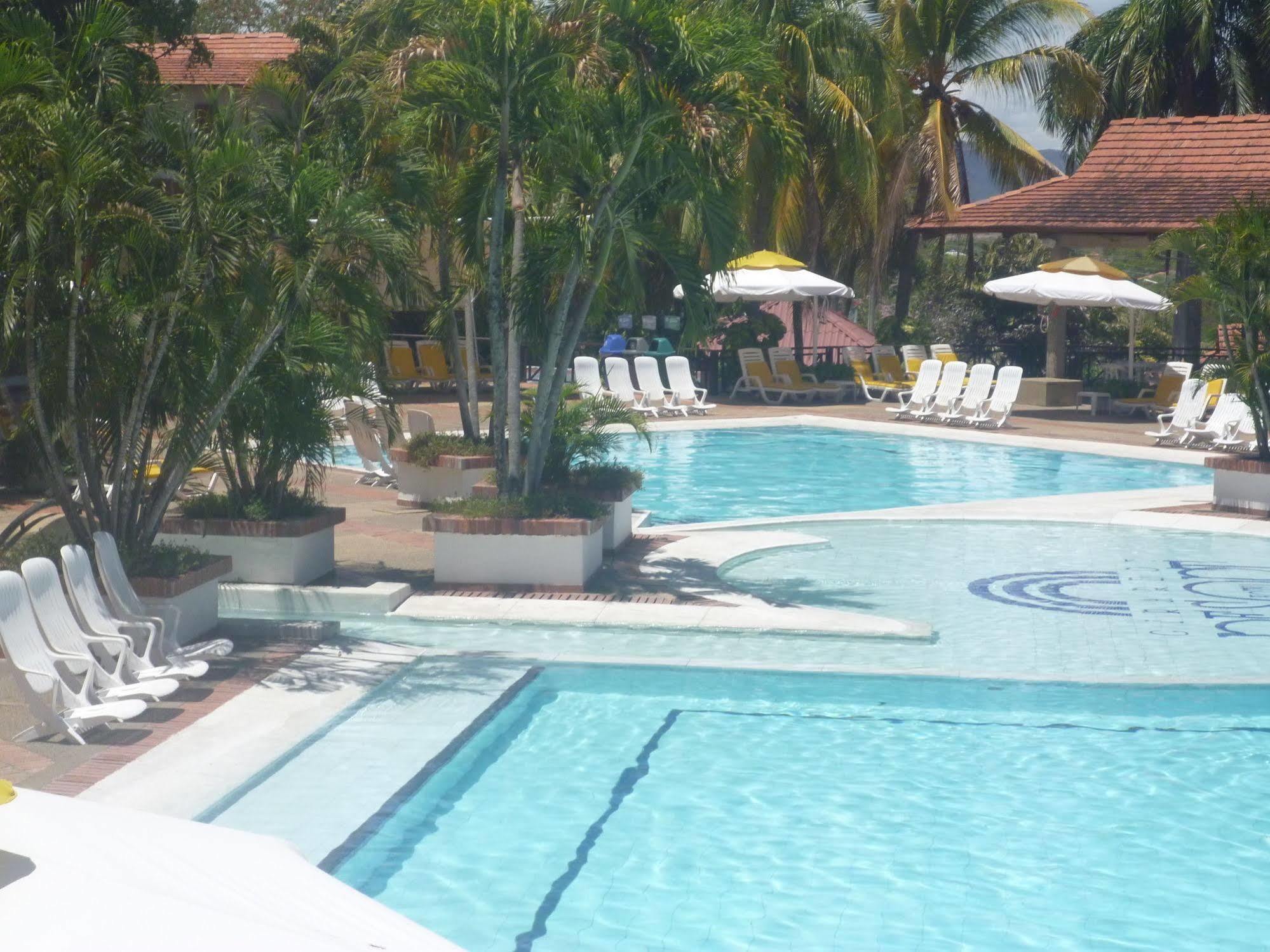 Hotel On Vacation 3*
